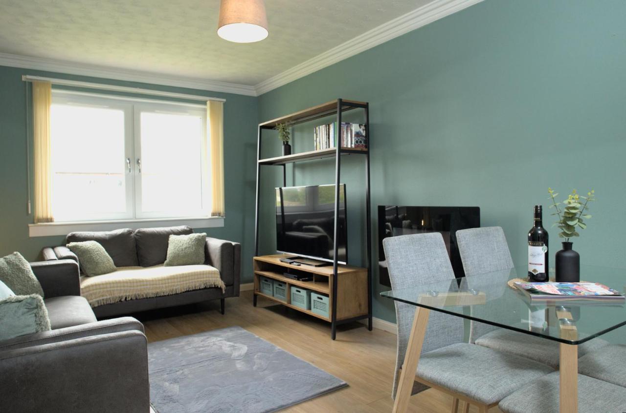 Modern 2-Bed Haven, Free Parking Apartman Edinburgh Kültér fotó